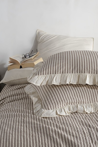 ست کاوری کرم بژ لبه دار نچرال