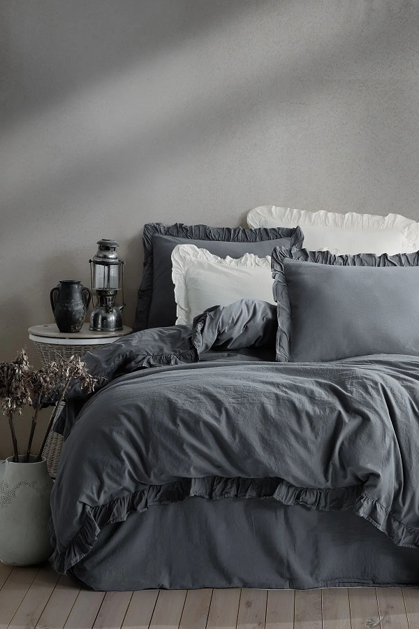 ست کاوری لبه دار مشکی نچرال