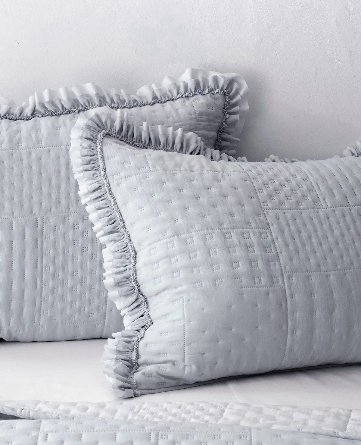 ست رو انداز طوسی لبه دار