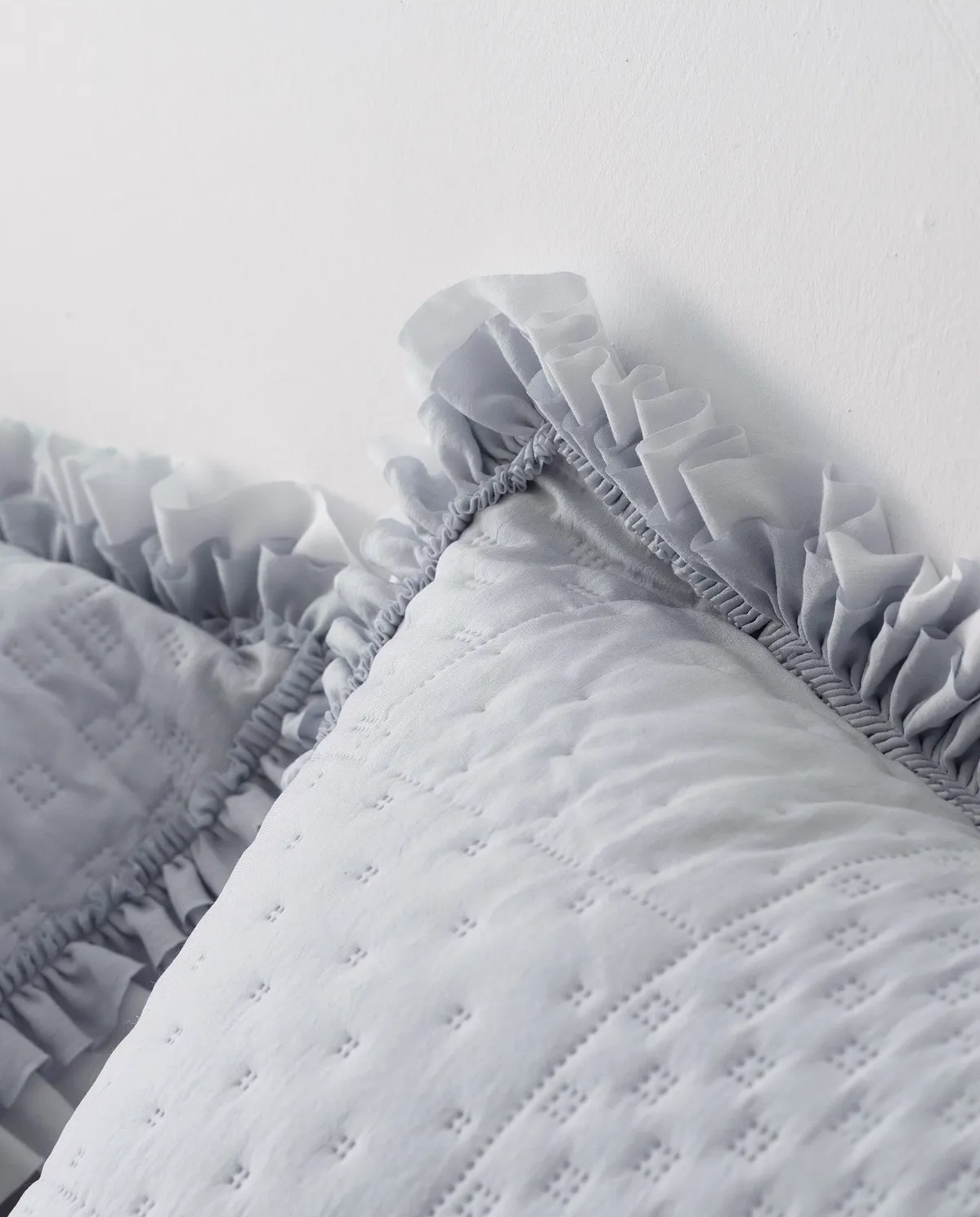 ست رو انداز طوسی لبه دار