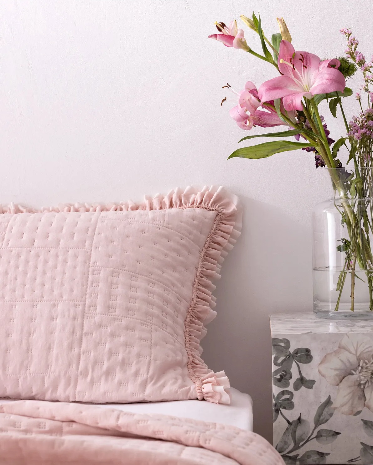 ست رو انداز صورتی لبه دار