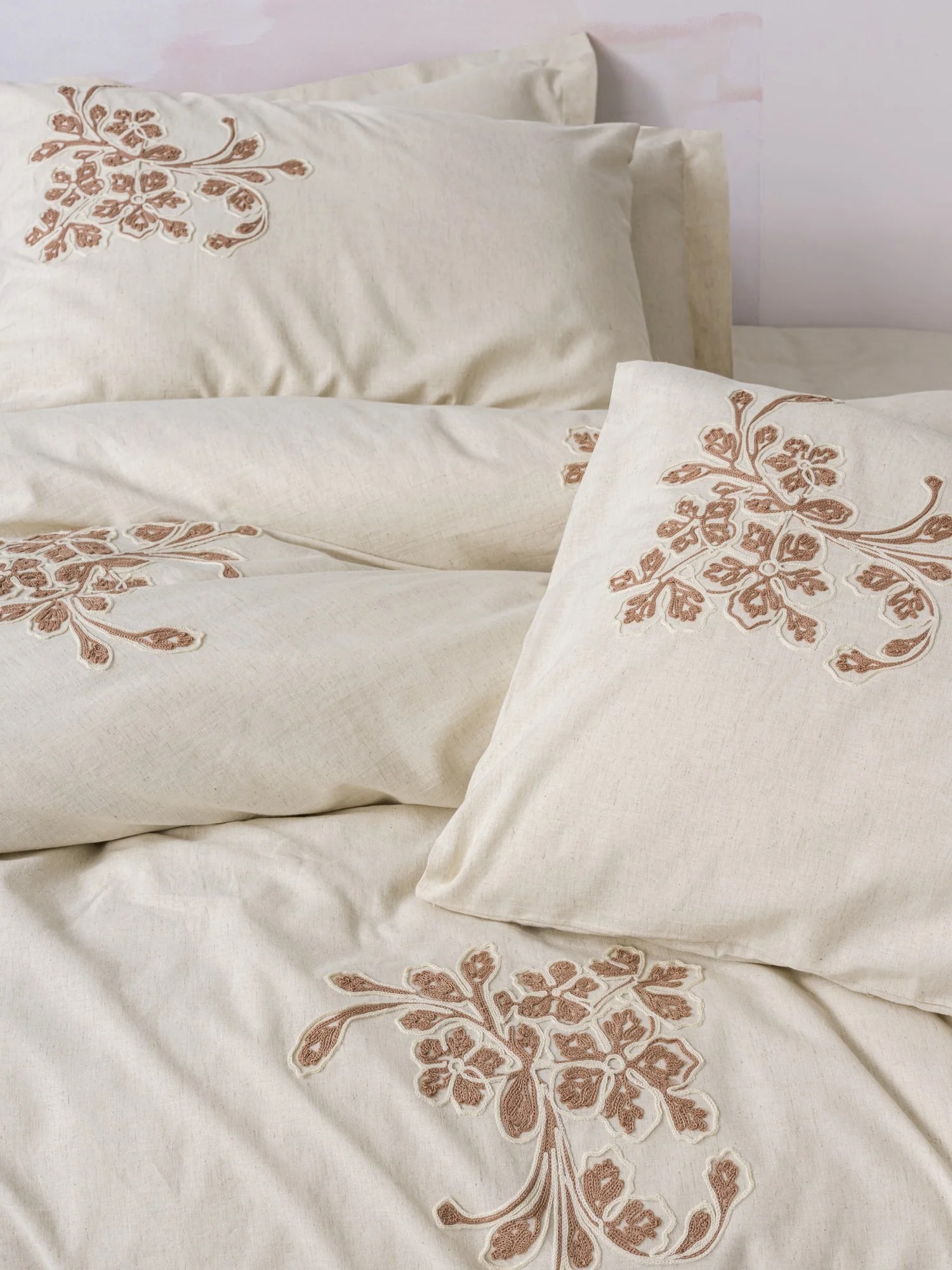 ست کاوری گلدوزی شده لینن کرم کتان باکس