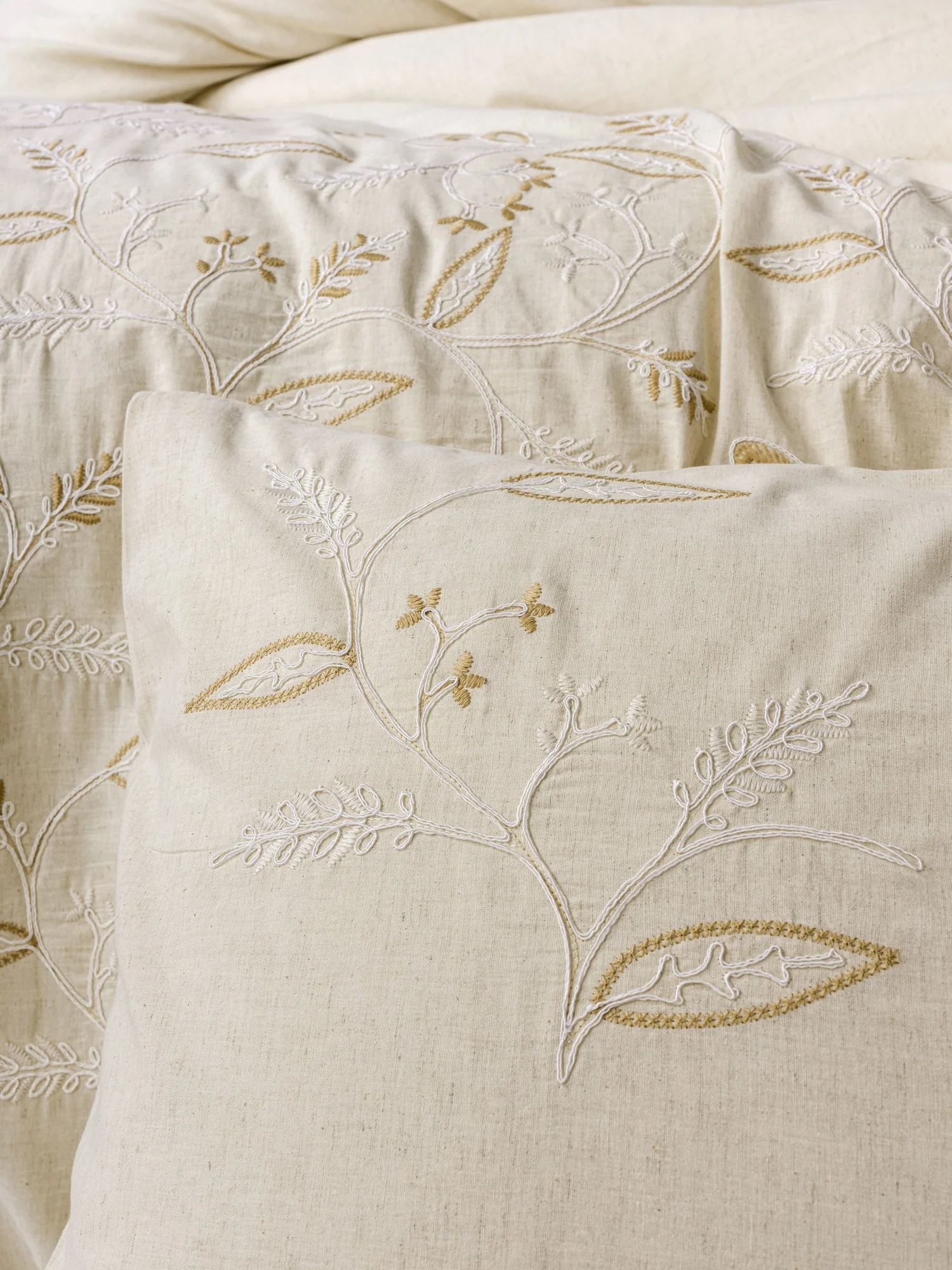 ست کاوری گلدوزی شده لینن کرم کتان باکس