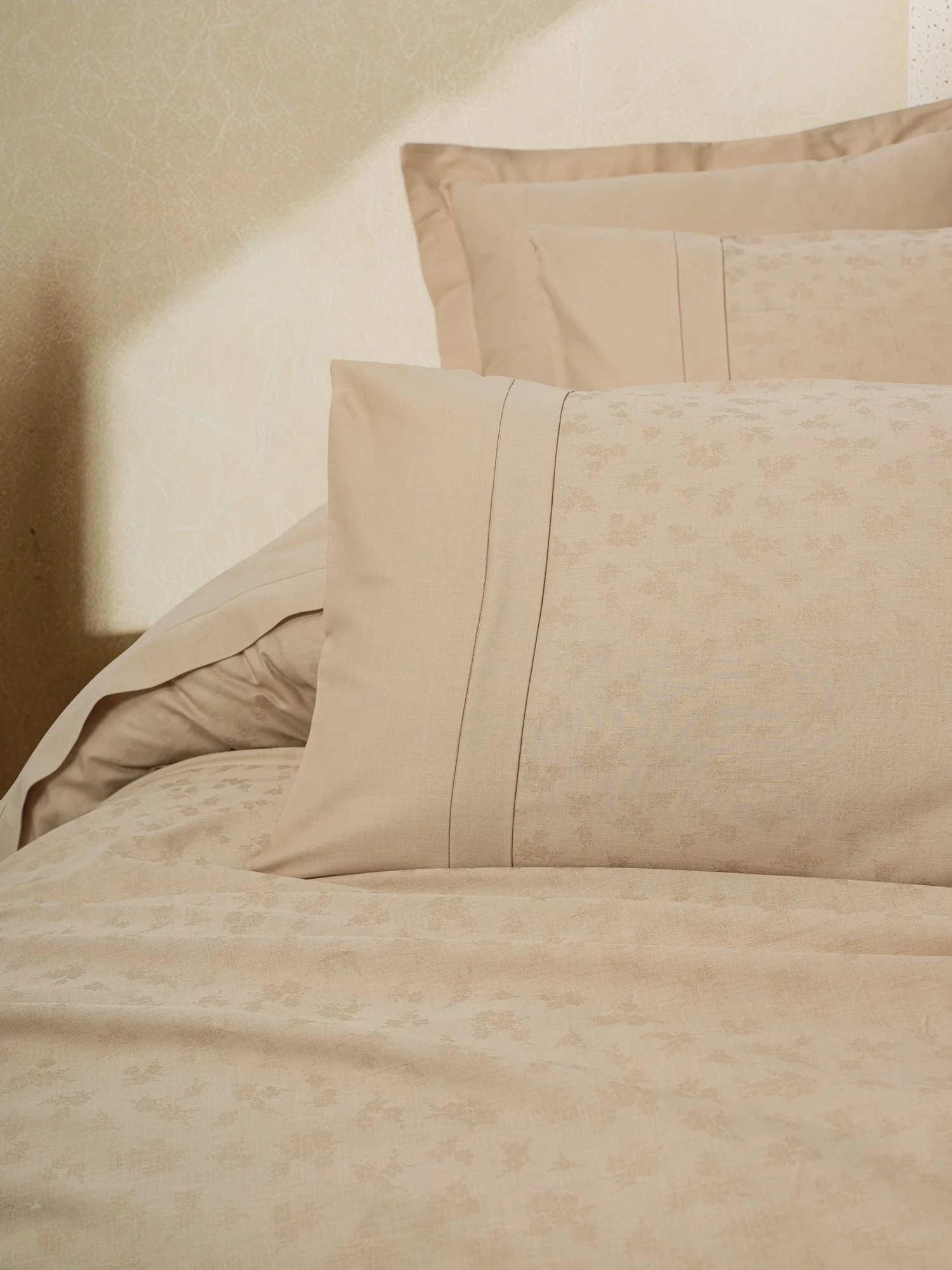 ست کاوری بژ ژاکارد کتان باکس